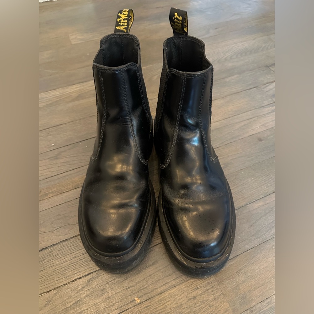 2976 Quad Platform Doc Martens